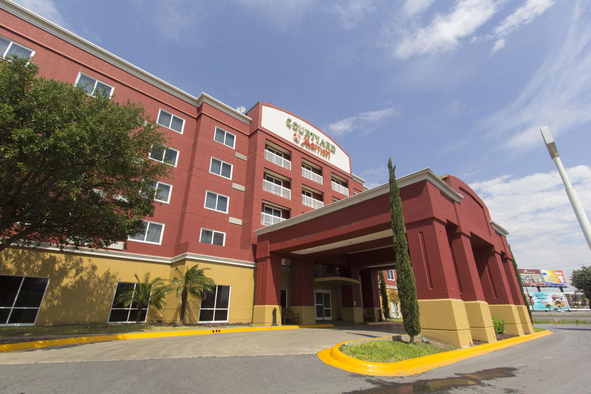 Courtyard Monterrey Airport Hotel Exterior photo