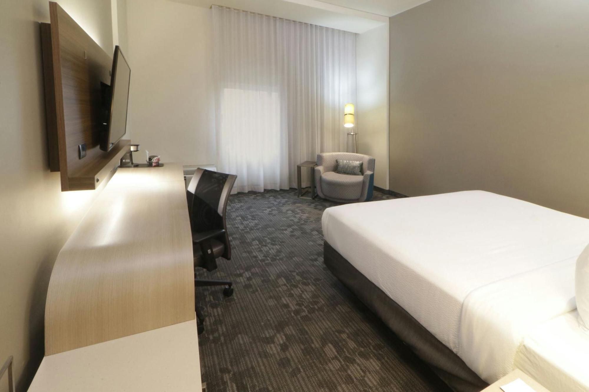 Courtyard Monterrey Airport Hotel Apodaca Exterior photo